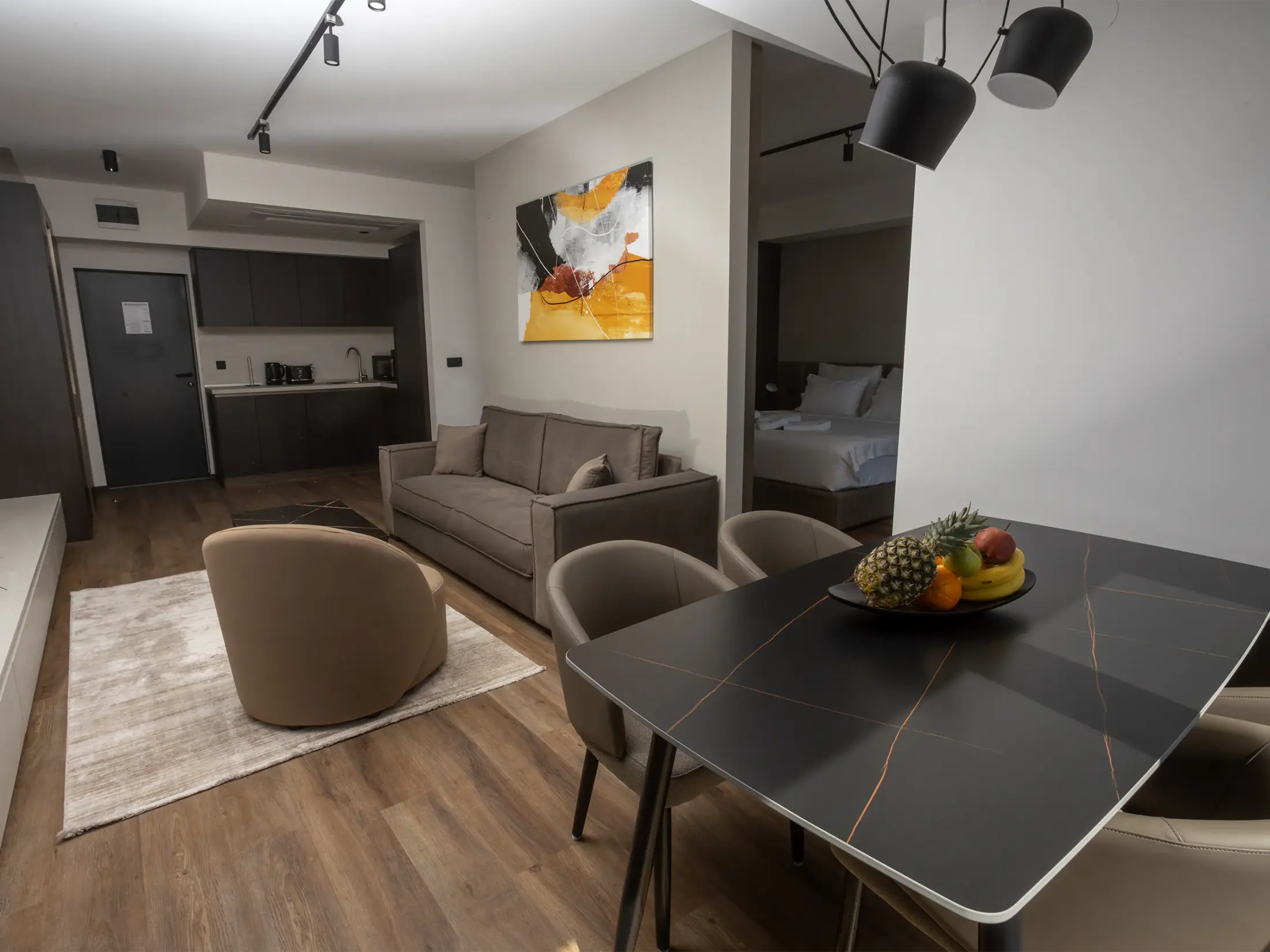 Classic Comfort Suite